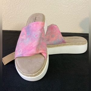 Steve Madden Sandals Cool Planet Womens Juniperr Pink Multi Tie-Dye Slide 6.5